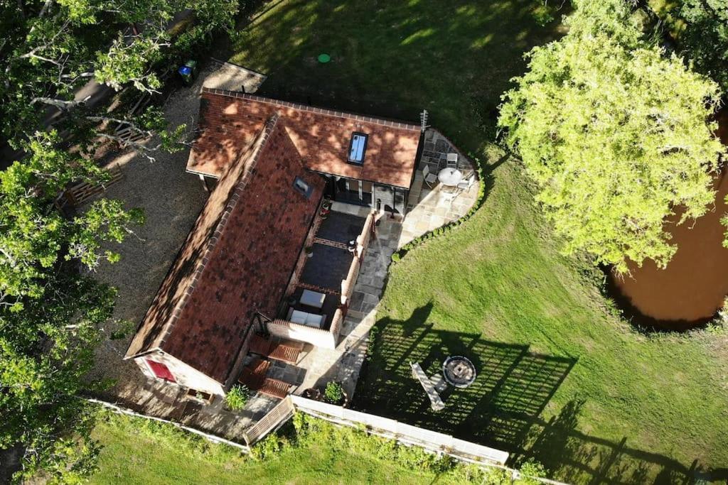 The Piggery Villa Cowfold Exterior photo